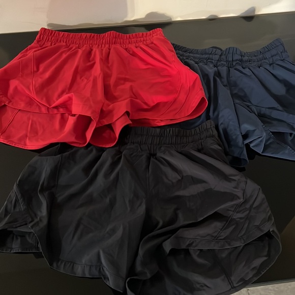 Lululemon Track That High-Rise Lined Short 3" - Picture 5 of 13